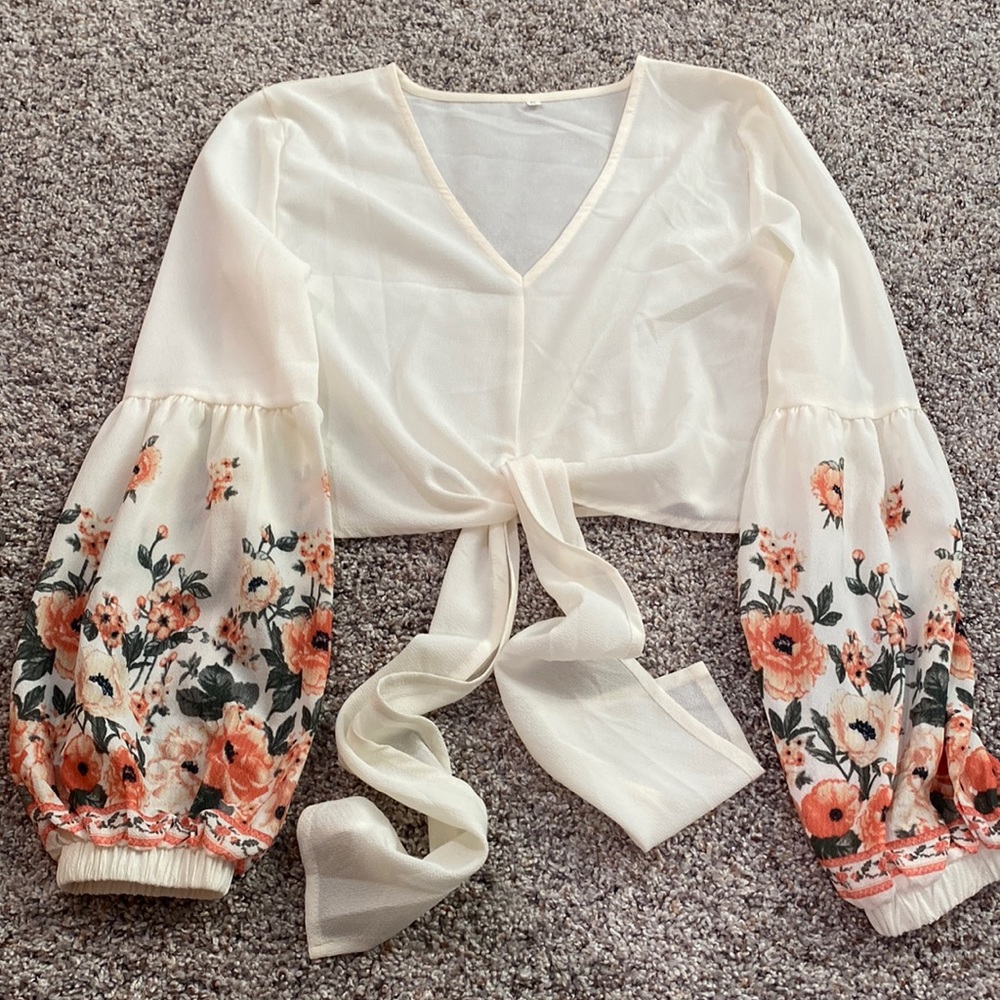 Size small, crop top with tie